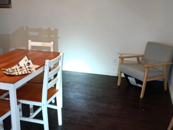 One Bedroom In Ambridge